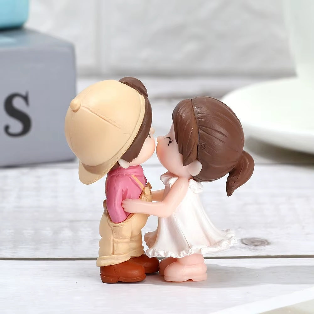 Cute Lovers Figures